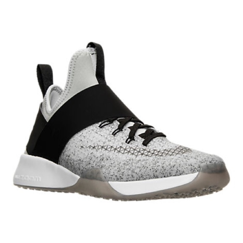 Women’s Nike Air Zoom Strong training shoe